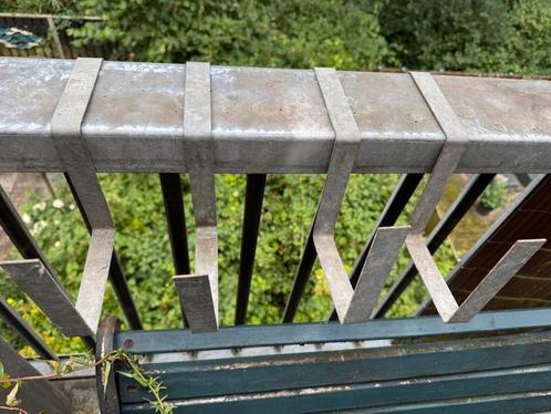 12 Zinken balkonhaken plantenbakken bloembakken op te hangen, Tuin en Terras, Bloembakken en Plantenbakken, Gebruikt, Metaal, Balkon