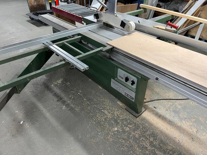 SAC CS4 Cirkelzaagmachine, Zakelijke goederen, Machines en Bouw | Industrie en Techniek, Ophalen