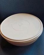 Vintage schudkom tupperware voor deeg etc.10,00, Huis en Inrichting, Keuken | Tupperware, Ophalen of Verzenden, Gebruikt, Crème