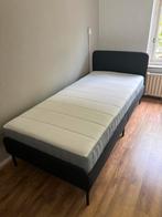 Eenpersoonsbed Ikea SLATTUM + matras, Huis en Inrichting, Slaapkamer | Boxsprings, Ophalen, 90 cm, Eenpersoons, Zo goed als nieuw