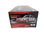 Tamiya 58571 1/10 RC Porsche 911 Carrera RSR TT-02 T58571, Hobby en Vrije tijd, Modelbouw | Radiografisch | Auto's, Elektro, Nieuw