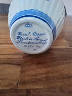 Royal Delft Handgeschilderde Vaas, Antiek en Kunst, Antiek | Vazen, Ophalen of Verzenden