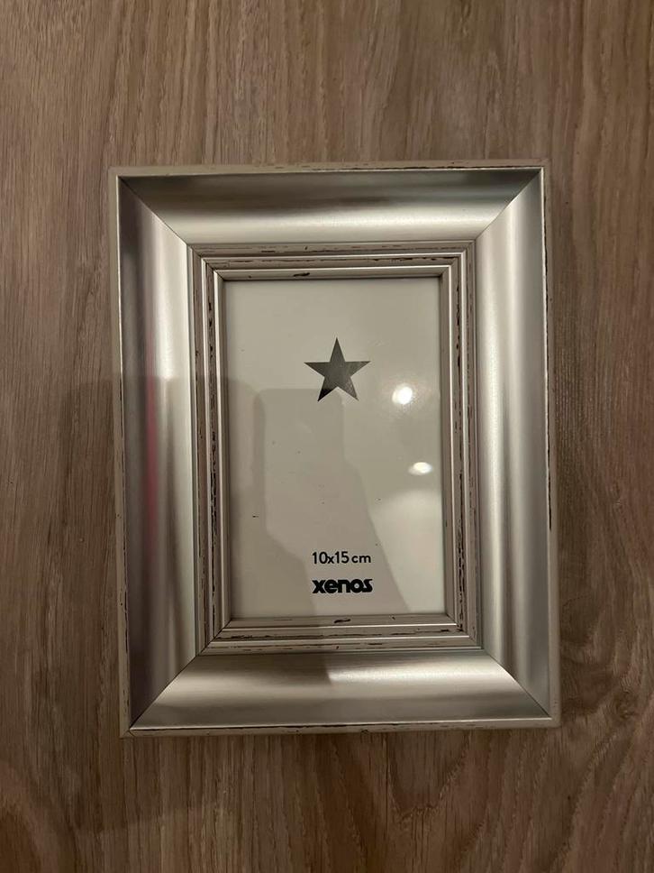 Zilveren fotolijst 10x15 cm - Xenos, Audio, Tv en Foto, Fotografie | Fotolijsten, Zo goed als nieuw, Ophalen of Verzenden