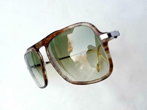 Vintage 80s zonnebril Dégradé Groen NeoStyle Marbleised, Sieraden, Tassen en Uiterlijk, Zonnebrillen en Brillen | Heren, Zo goed als nieuw