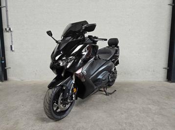 Yamaha T-Max 530 (Akrapovic uitlaatsysteem/Alarmsysteem) beschikbaar voor biedingen