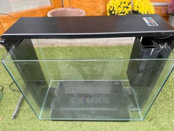 Aquarium superfish 80 liter beschikbaar voor biedingen