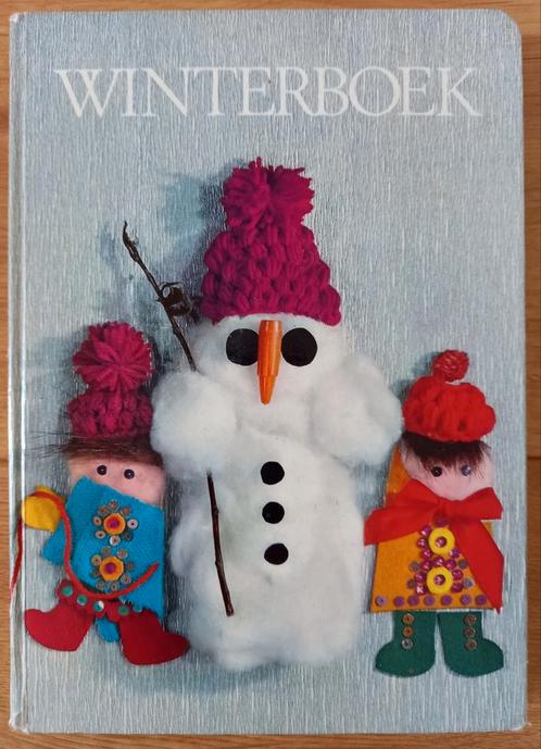 Winterboek/puzzelboek/knutselboek en verhalen uit 1970, Boeken, Kinderboeken | Jeugd | onder 10 jaar, Gelezen, Ophalen of Verzenden