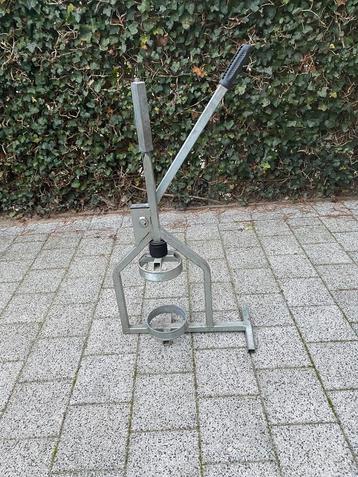 Bandenpers kart karting beschikbaar voor biedingen