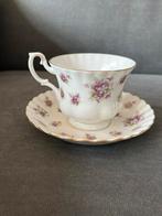 Royal Albert Sweet Violets theekop en schotel paarse bloemen, Antiek en Kunst, Antiek | Servies los, Ophalen