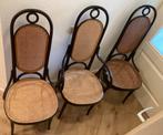 3 originele Thonet stoelen waarvan 1 stoel met armleuningen, Antiek en Kunst, Ophalen