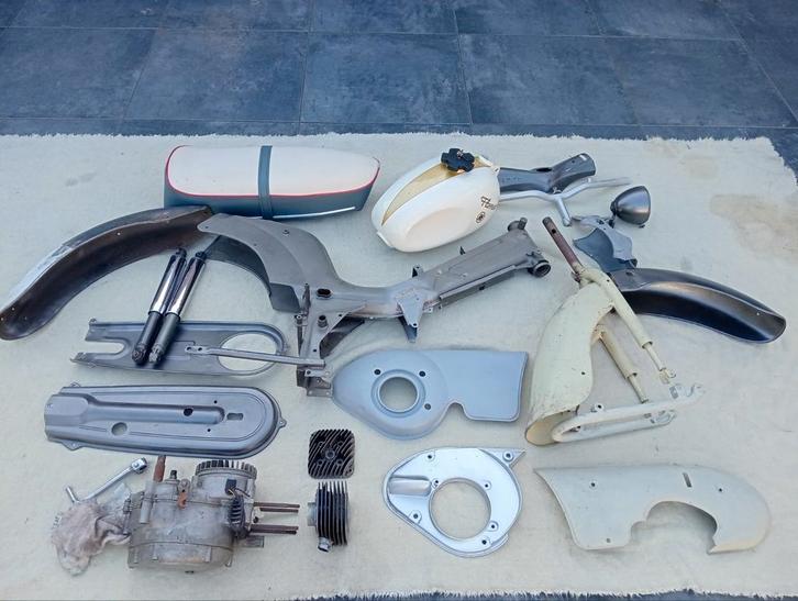Kreidler eitank 1962 in onderdelen  met kenteken compleet, Fietsen en Brommers, Brommeronderdelen | Kreidler, Gebruikt, Overige typen