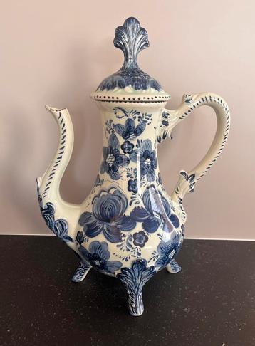 Vintage Delfts Blauwe koffiekan beschikbaar voor biedingen