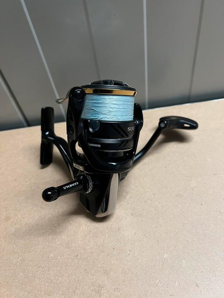 Shimano sustain c3000, Watersport en Boten, Hengelsport | Roofvissen, Zo goed als nieuw, Molen, Ophalen of Verzenden