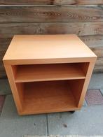 Ikea kastje, Huis en Inrichting, Slaapkamer | Nachtkastjes, Ophalen of Verzenden, Zo goed als nieuw, Hout