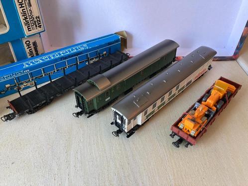 Marklin set 4 (lees de advertentie text aub), Hobby en Vrije tijd, Modeltreinen | H0, Gebruikt, Wagon, Wisselstroom, Märklin, Ophalen of Verzenden