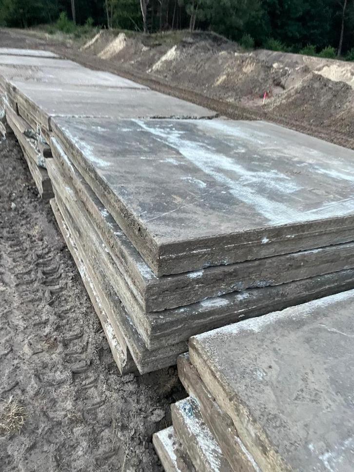 Gebruikte Stelconplaten / Betonplaten, Tuin en Terras, Tegels en Klinkers, Gebruikt, Overige typen, Beton, 10 m² of meer, Ophalen of Verzenden