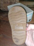 Brocante oude leren lederen kinderschoentjes kinder schoenen, Antiek en Kunst, Ophalen of Verzenden