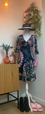 MADE IN ITALY jurk in paisley print met ruches, maat 36-38, Ophalen, Made in Italy, Overige kleuren, Knielengte