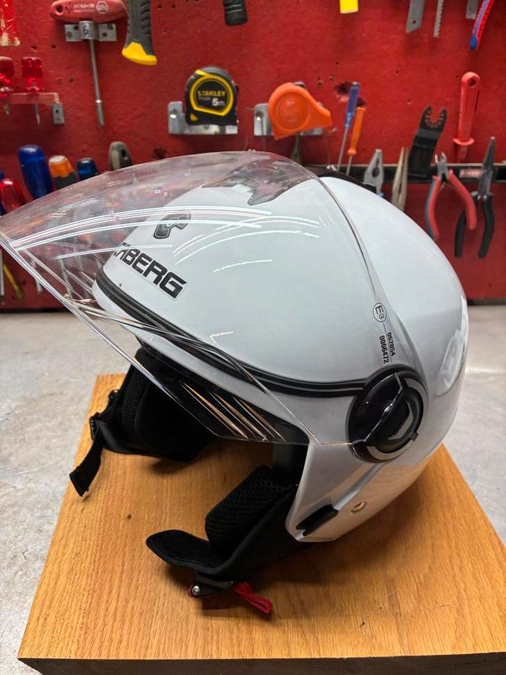 Caberg Jethelm - Perfect voor de zomer!, Motoren, Kleding | Motorhelmen, Jethelm, Overige merken, Ophalen of Verzenden