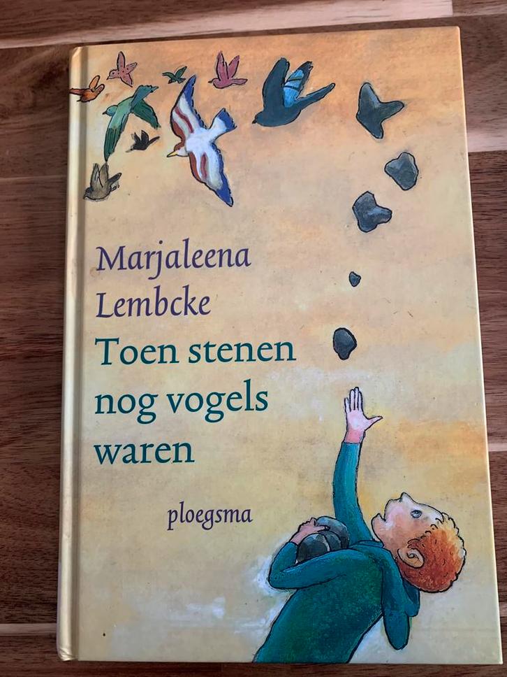 M. Lembcke - Toen stenen nog vogels waren, Boeken, Kinderboeken | Jeugd | onder 10 jaar, Zo goed als nieuw, Ophalen of Verzenden