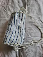 Bad handdoek (en) met kussen., Ophalen of Verzenden, Nieuw, Overige kleuren, Handdoek