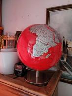 Decoratieve Rode & Zilveren Wereldbol - Diameter ca 30 cm, Ophalen of Verzenden, Gebruikt
