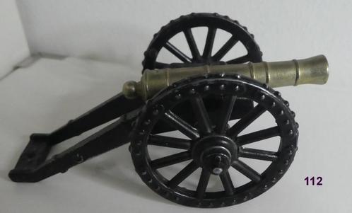 112-116 - Vijf verschillende miniatuur kanonnen, Verzamelen, Militaria | Algemeen, Landmacht, Miniatuur of Beeldje, Overige gebieden