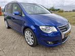 Volkswagen Touran 1.4 TSI R- line automaat nieuwe distributi, Gebruikt, 4 cilinders, Blauw, Bedrijf