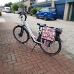 Electrische fiets, middelgroot, wit, Fietsen en Brommers, Elektrische fietsen, Ophalen, Gebruikt, 50 km per accu of meer, Overige merken