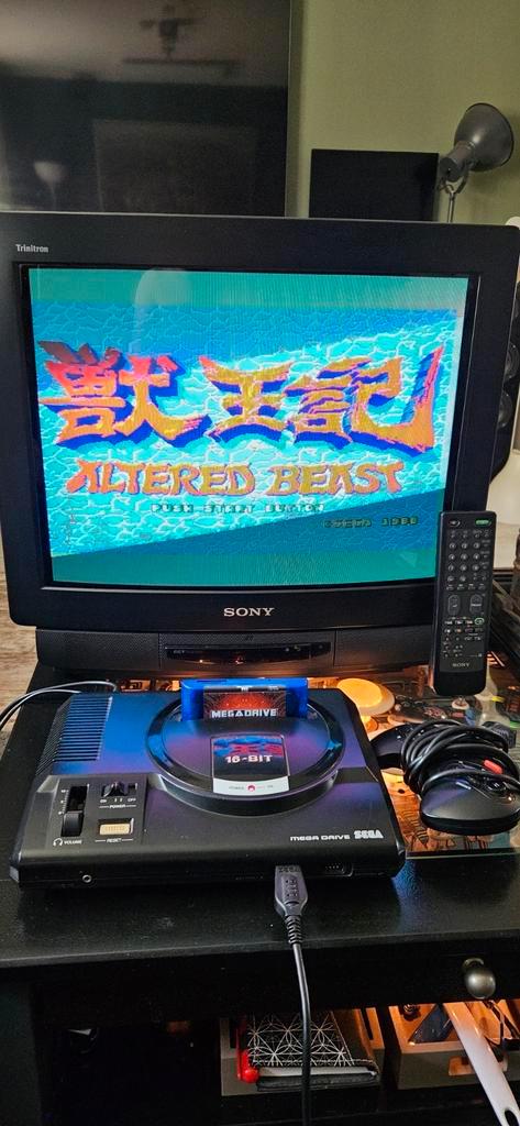 MegaDrive met Sony Trinitron, Spelcomputers en Games, Spelcomputers | Sega, Zo goed als nieuw, Mega Drive, Met 2 controllers, Ophalen