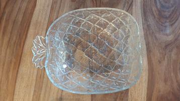 Prachtige vintage glazen ananas schaal beschikbaar voor biedingen