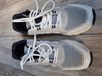 Nieuwe sneakers, wit, grijs, zwart mt 39, Kleding | Dames, Schoenen, Ophalen of Verzenden, Nieuw, Wit, Sneakers of Gympen