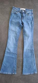 Spijkerbroek maat 32. Bershka dameskleding. Blauwe jeans., Blauw, W30 - W32 (confectie 38/40), Gedragen, Bershka