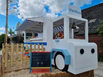 Versierdewagen / praalwagen / ijscokar  beschikbaar voor biedingen