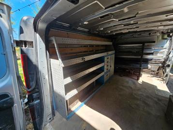 Bedrijfswageninrichting bestelbus beschikbaar voor biedingen