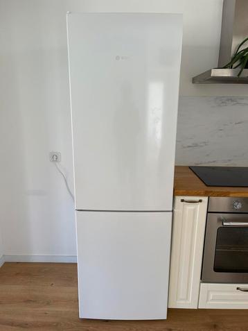 Bosch Fridge-Freezer KGE36AWCA beschikbaar voor biedingen