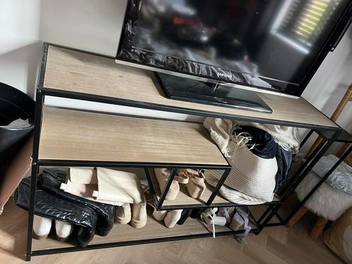 Industrieel TV-meubel / Side Table – Stoer & Functioneel, Huis en Inrichting, Tafels | Sidetables, Zo goed als nieuw, 25 tot 50 cm
