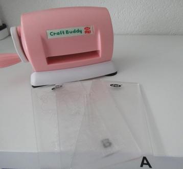 Craft Buddy mini stansmachine + snijplaten beschikbaar voor biedingen