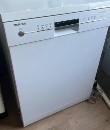 Siemens vaatwasser beschikbaar voor biedingen