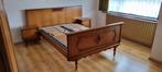 Mooi vintage houten bed met 2 nachtkastjes, Huis en Inrichting, Slaapkamer | Bedden, Bruin, Hout, Ophalen