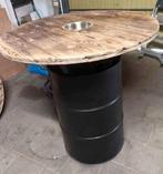 Grote stoere sta tafel weg is weg prijs, Ophalen, Gebruikt