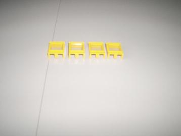 4 LEGO 12v Ramen GEEL van de 7740 LOK in perfecte staat!! beschikbaar voor biedingen