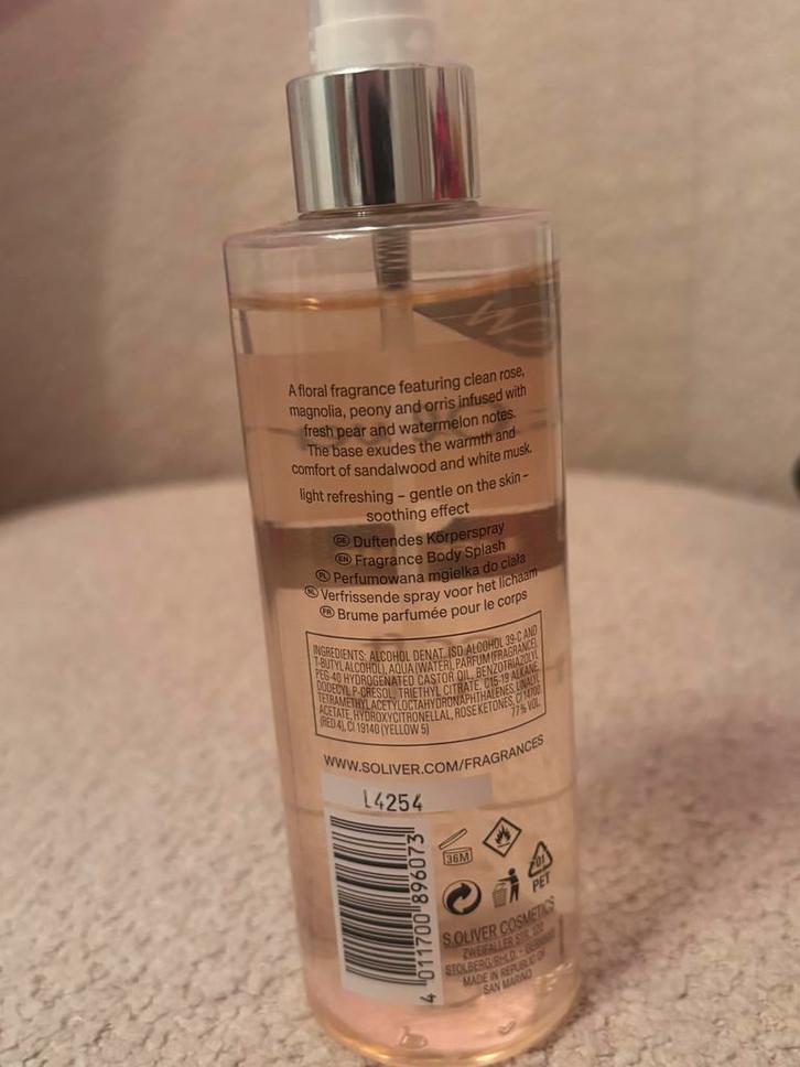 S.Oliver Soft Fruity Bodyspray 250ml, Sieraden, Tassen en Uiterlijk, Uiterlijk | Parfum, Nieuw, Verzenden