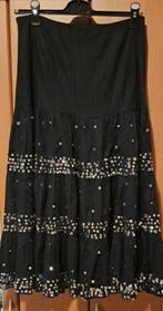 Zwarte super leuke met zilveren lovertjes gipsy rok m/l, Kleding | Dames, Rokken, Ophalen of Verzenden, Zo goed als nieuw, Zwart