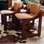 Set v 4 vintage boucle stoelen, Huis en Inrichting, Stoelen, Ophalen, Hout, Gebruikt, Vintage, midcentury