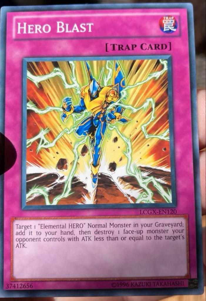 Yu-Gi-Oh! Hero Blast LCGX Old Print !, Hobby en Vrije tijd, Verzamelkaartspellen | Yu-gi-Oh!, Zo goed als nieuw, Losse kaart, Verzenden