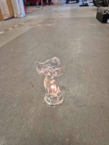 Lichtgevend Kerstfiguurtje. Batterij of oplaadbare met snoer beschikbaar voor biedingen