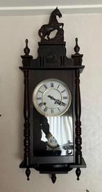 Oude regulateur klok / paardjes klok, Ophalen