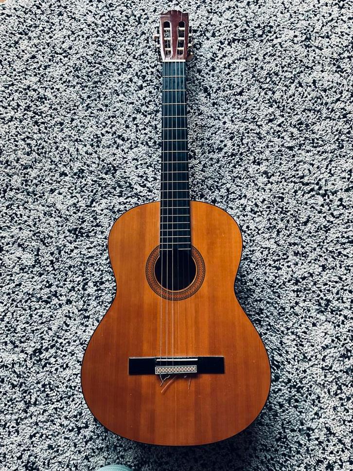 Mooie JASON C-100 Klassieke Gitaar, Muziek en Instrumenten, Snaarinstrumenten | Gitaren | Akoestisch, Gebruikt, Klassieke of Spaanse gitaar