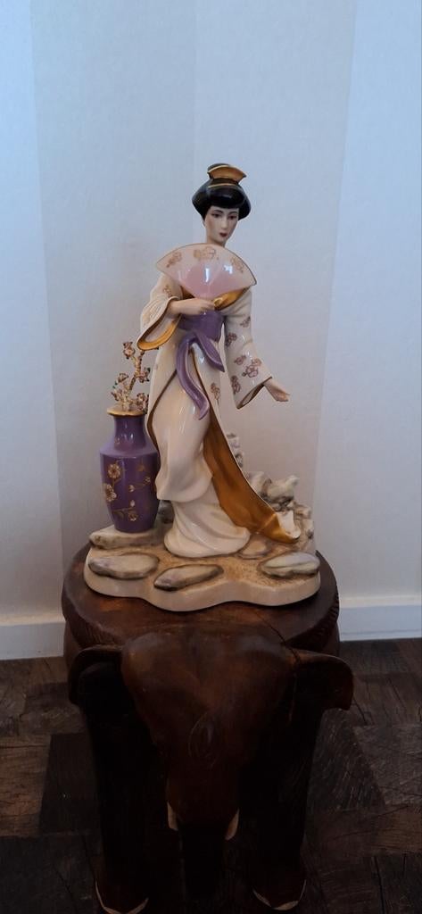 Vintage Michiko Manabu Saito Geisha Porseleinen Beeld, Antiek en Kunst, Kunst | Beelden en Houtsnijwerken, Ophalen of Verzenden
